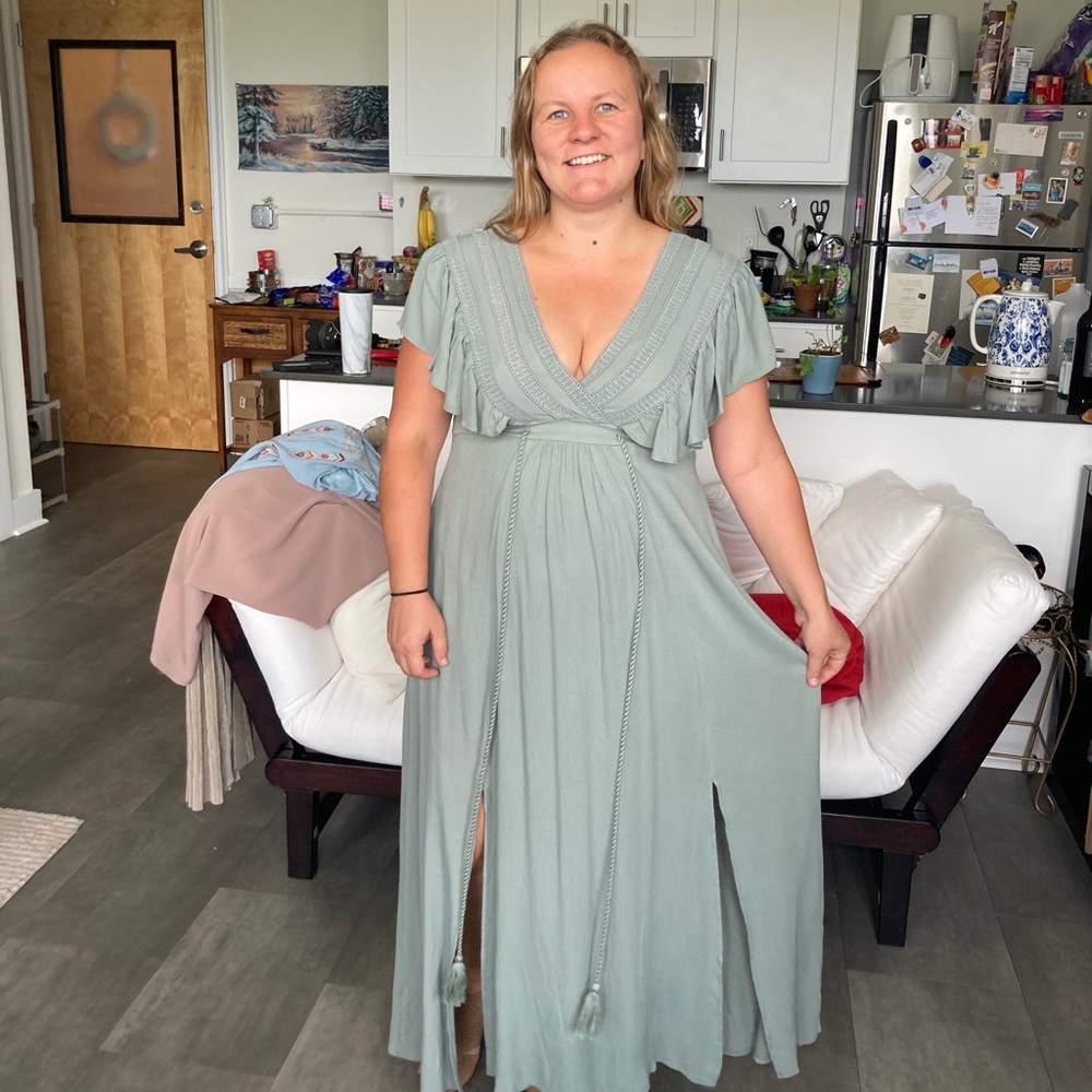 Baltic Born Jennifer Deep V Maxi Dress Large L Sage